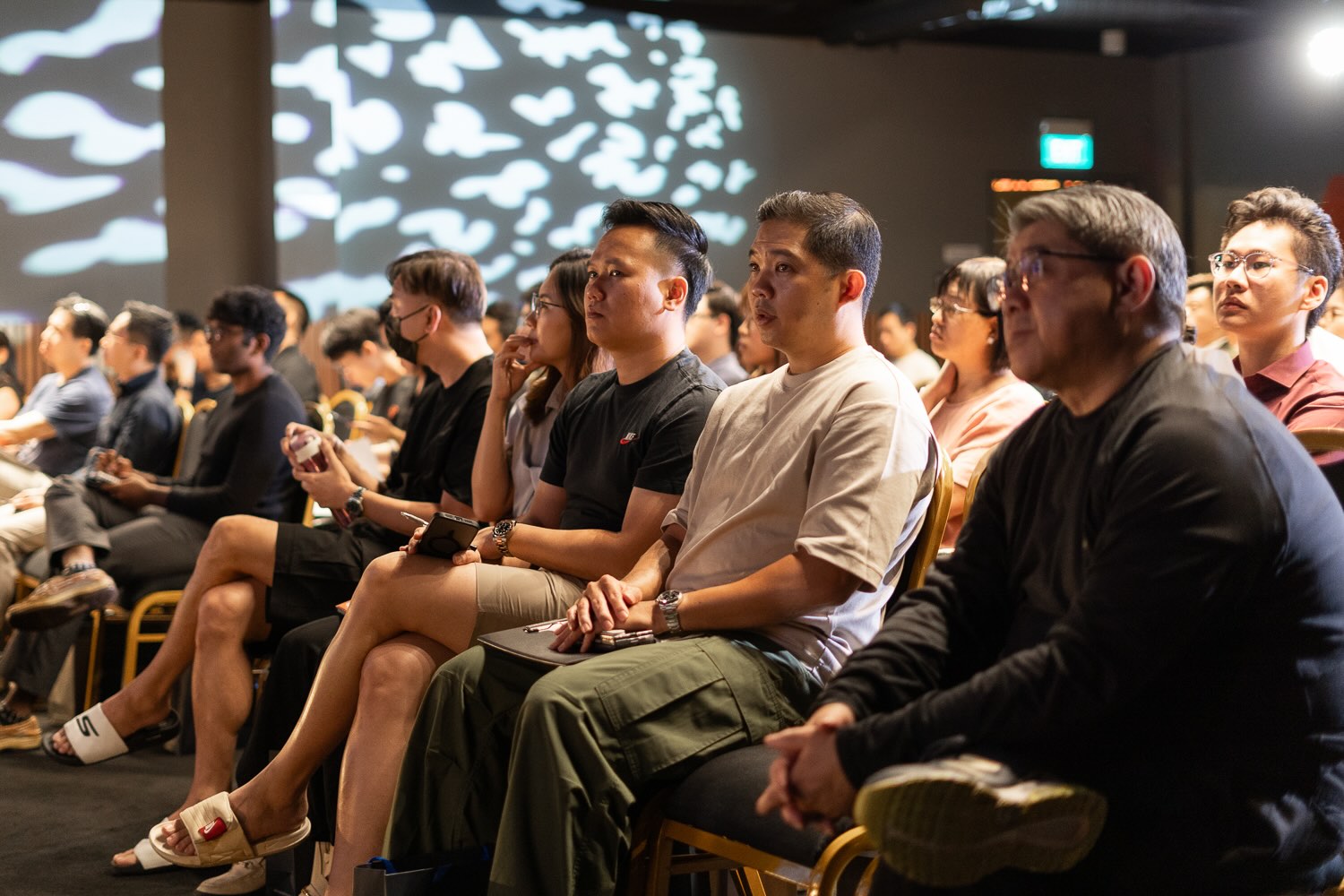 PS24_076